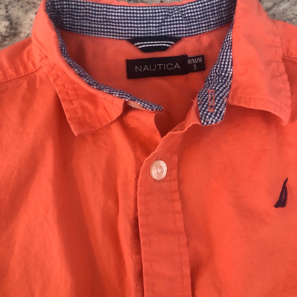 Beautiful boys Nautica Button Down, worn once !